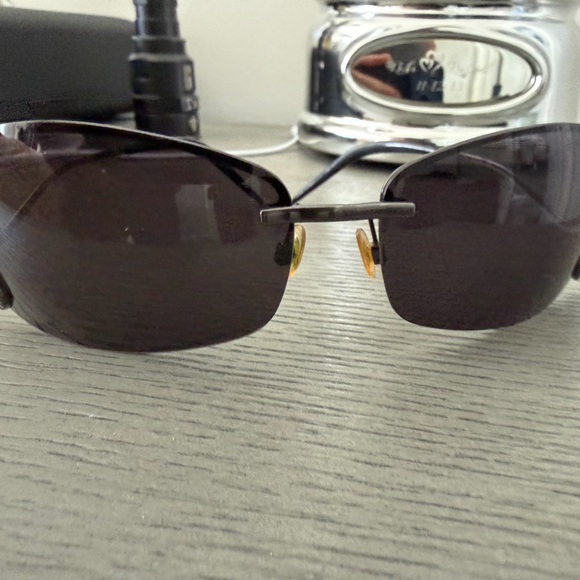 Roberto Cavalli Black Sunglasses with Snake Detail - Picture 4 of 4